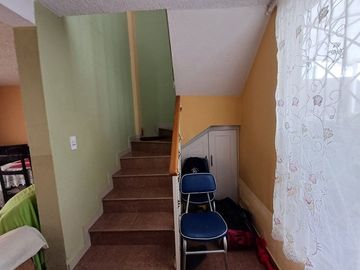 SE VENDE CASA DE DOS PLANTAS, 110,61 M² CIUDAD BICENTENARIO - QUITO - PICHINCHA - ECUADOR