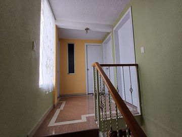SE VENDE CASA DE DOS PLANTAS, 110,61 M² CIUDAD BICENTENARIO - QUITO - PICHINCHA - ECUADOR