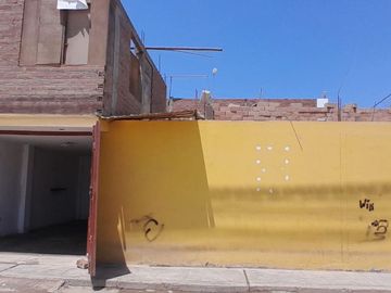 VENTA CASA EN DONDOMINIO CHINCHA BAJA