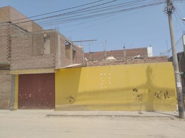 VENTA CASA EN DONDOMINIO CHINCHA BAJA
