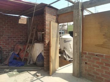 VENTA CASA EN DONDOMINIO CHINCHA BAJA