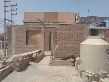VENTA CASA EN DONDOMINIO CHINCHA BAJA