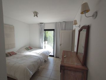Magnifica Casa en Dos Plantas Sobre Terreno de 1441 m - Praderas de Lujan