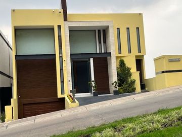 Venta de Casa en Bosque Real