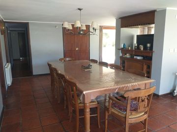 Excelente Casa 2 Plantas en Las Praderas de Lujan