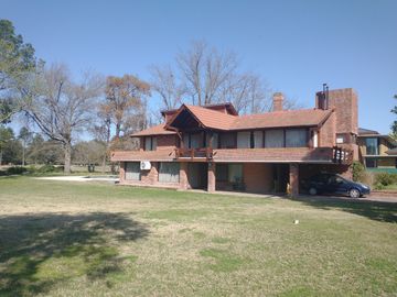 Excelente Casa 2 Plantas en Las Praderas de Lujan