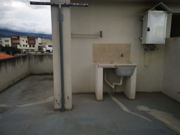VENTA DE DEPARTAMENTO 2 DORMITORIOS SECTOR CARCELÉN