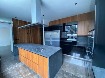 Venta de Casa en Bosque Real