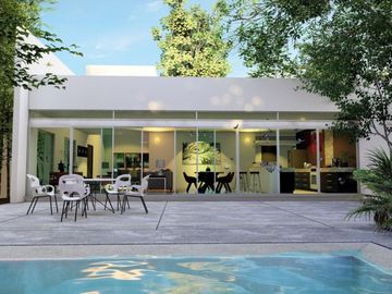 Casa con alberca privada y terraza, en venta, Huayacán, Cancún