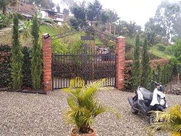 Venta hermosa Casa Finca, Sabaneta Copacabana, Antioquia.