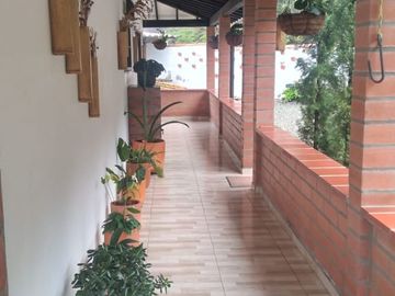 Venta hermosa Casa Finca, Sabaneta Copacabana, Antioquia.