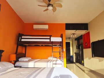 VENTA SUITE PLAYA ALMENDRO, TONSUPA, ESMERALDAS, ECUADOR