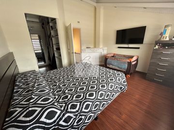 CASA EN VENTA CARCELÉN, SECTOR COLEGIO EINSTEIN, 4 DORMITORIOS