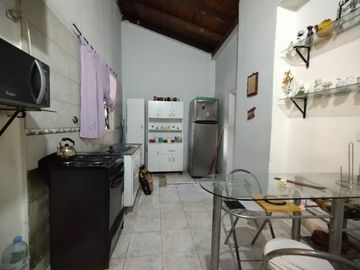 Castelar - Venta - Casa 3 Ambientes