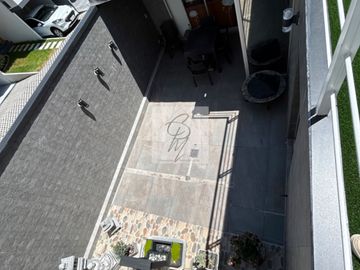 CASA EN VENTA LOS CHILLOS, AV. ILALO 3 DORMITORIOS