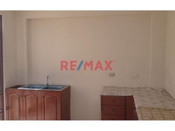 VENDO CASA  02 PISOS AT 160M2  AC 236M2 OPORTUNIDAD  SMP