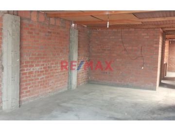 VENDO CASA  02 PISOS AT 160M2  AC 236M2 OPORTUNIDAD  SMP