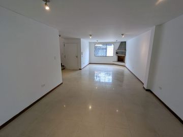 CASA DE VENTA 4 DORMITORIOS TUMBACO SECTOR SANTA ROSA