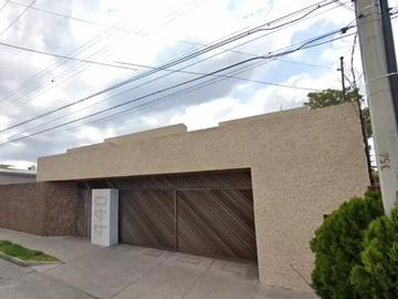 CASA ADJUDICADA A LA VENTA EN LAS ÁGUILAS, SAN LUIS POTOSI