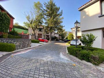 VENTA LINDA Y FUNCIONAL CASA EN CONDOMINIO EN ENCINO GRANDE 98, TETELPAN