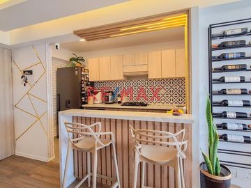 Venta De Elegante Departamento Remodelado Con Diseño Moderno Y Acabados De Alta Calidad En San Miguel