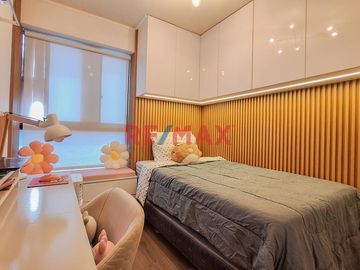 Venta De Elegante Departamento Remodelado Con Diseño Moderno Y Acabados De Alta Calidad En San Miguel
