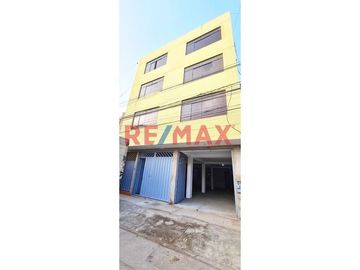 Alquiler Local Comercial En San Martin De Porres De 160M2