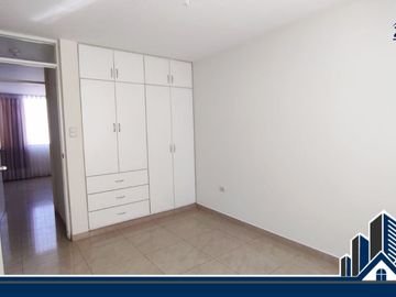 ALQUILO  Moderno departamento en cuarto piso ubicado en la mejor zona de Umacollo