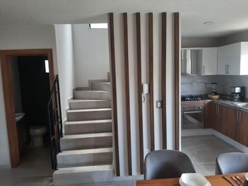 VENTA DE CASA EN EXCELENTE LUGAR AL SUR DE PACHUCA CON DESCUENTO