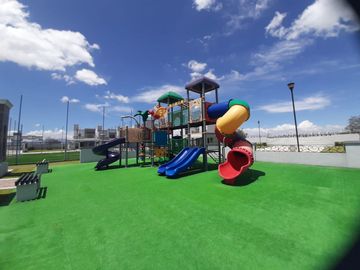 VENTA DE CASA EN EXCELENTE LUGAR AL SUR DE PACHUCA CON DESCUENTO