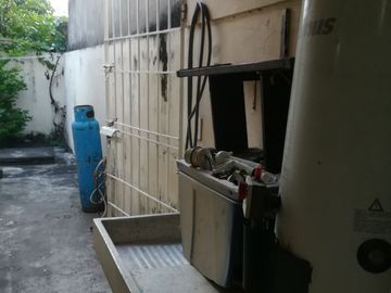Casa de 3 recámaras (una en planta baja) en Col. Miguel Ángel de Quevedo. Cerca de Av. Cuauhtémoc