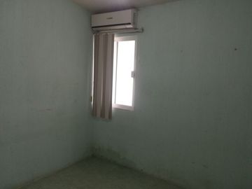 Casa de 3 recámaras (una en planta baja) en Col. Miguel Ángel de Quevedo. Cerca de Av. Cuauhtémoc