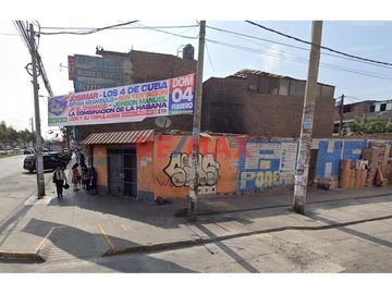En Venta Casa Comercial Como Terreno Comercial En Plena Avenida Peru
