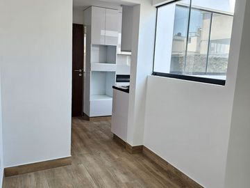 VENDO DEPARTAMENTO EN SURCO DUPLEX (4TO PISO)