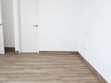 VENDO DEPARTAMENTO EN SURCO DUPLEX (4TO PISO)