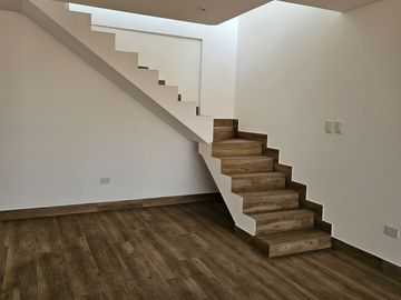 VENDO DEPARTAMENTO EN SURCO DUPLEX (4TO PISO)