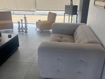 CASA EN VENTA 3 DORMITORIOS CONJUNTO PRIVADO EN TUMBACO
