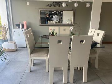 CASA EN VENTA 3 DORMITORIOS CONJUNTO PRIVADO EN TUMBACO