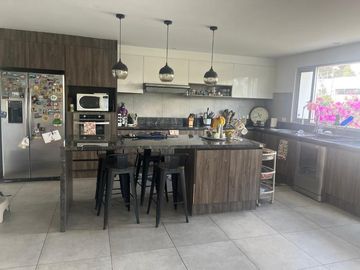 CASA EN VENTA 3 DORMITORIOS CONJUNTO PRIVADO EN TUMBACO