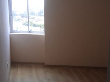 VENDO LINDO DPTO. DE ESTRENO EN PISO 18 CON EXCELENTE VISTA PANORAMICA AL MAR EN MAGDALENA Y CERCA AVENIDA PRINCIPALES