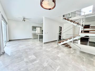 Casa en Venta en Colinas del Valle.