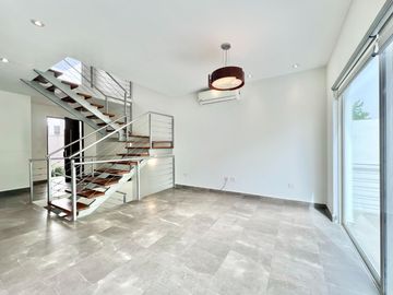 Casa en Venta en Colinas del Valle.