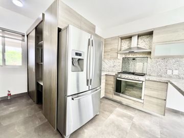 Casa en Venta en Colinas del Valle.