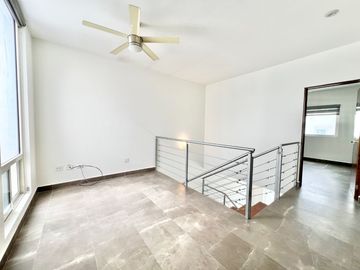 Casa en Venta en Colinas del Valle.
