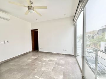 Casa en Venta en Colinas del Valle.