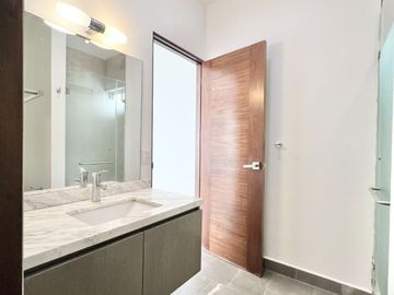Casa en Venta en Colinas del Valle.