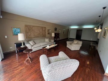 VENTA CASA EN MANUEL AUGUSTO OLAECHEA – EL ROSEDAL – MIRAFLORES