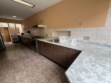 VENTA CASA EN MANUEL AUGUSTO OLAECHEA – EL ROSEDAL – MIRAFLORES