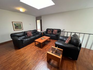 VENTA CASA EN MANUEL AUGUSTO OLAECHEA – EL ROSEDAL – MIRAFLORES
