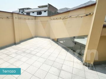 CASA 271m2 EN VENTA - VIVE EN MAYORAZGO, ATE – LÍMITE CON LA MOLINA